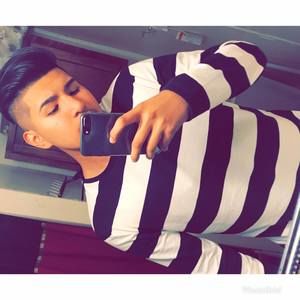 Meet your Posher, Robert